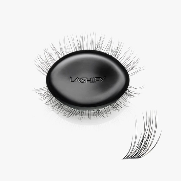 Lashify bundle ✨ 2 A+ 8 black lash set - Picture 3 of 3